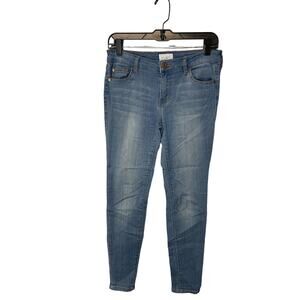 Celebrity Pink light wash skinny blue jeans stretch junior's size 7/28
